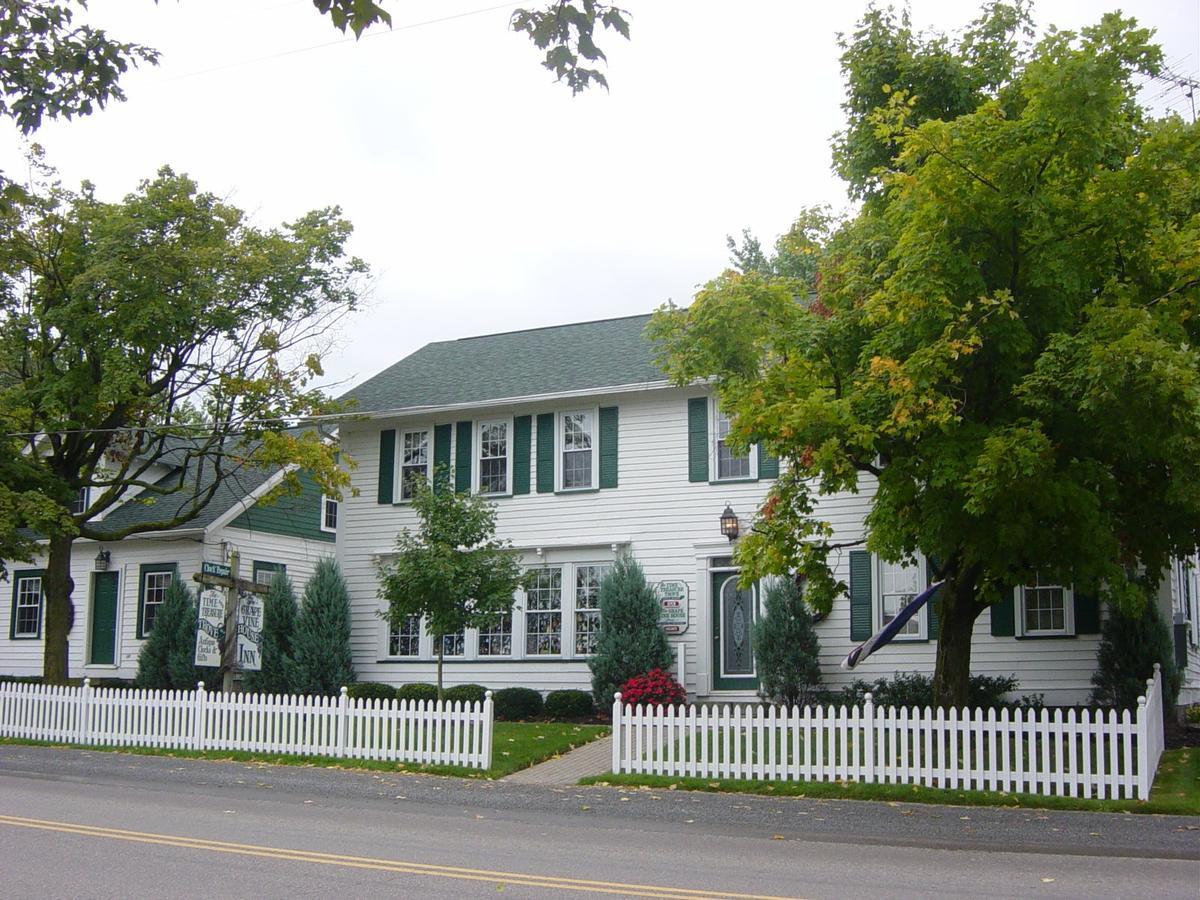 Grapevine House Ξενοδοχείο Winesburg Εξωτερικό φωτογραφία